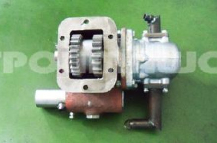 КОМ КО-829.02.02.000-01 (Коробка отбора мощности)