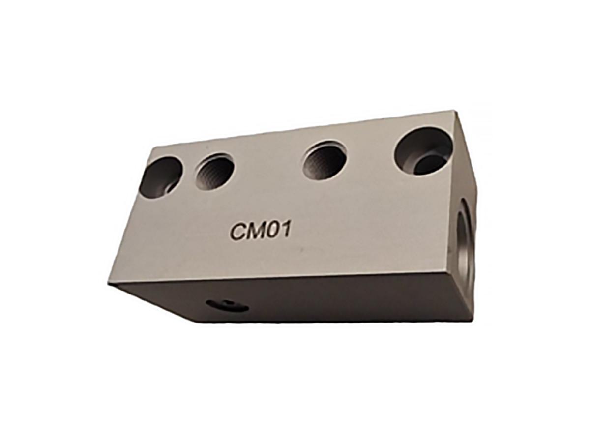 TDDL-08-00-CM01-00-01 плита переходная, с портом SAE08, P,T=G1/4″ (мини) TDDL-08-00-CM01-00-01 плита переходная, с портом SAE08, P,T=G1/4″ (мини)